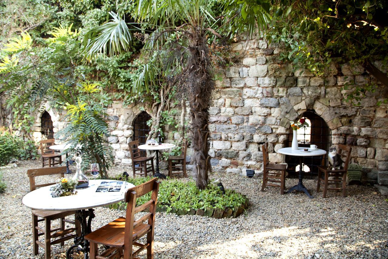 Empress Zoe Otel 2*