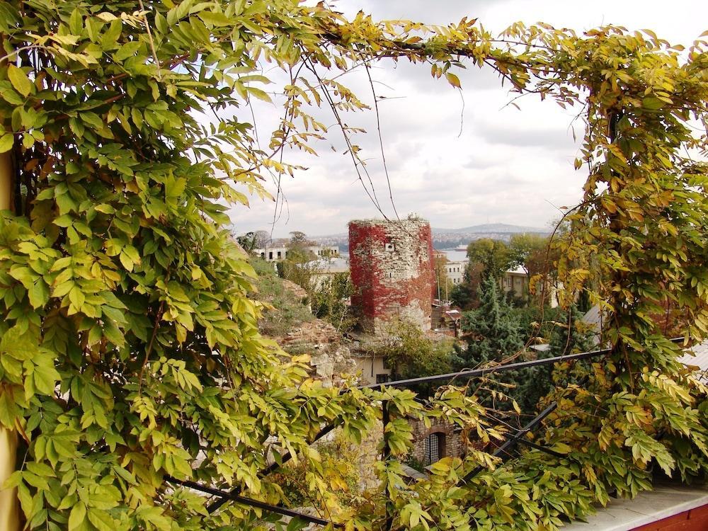 Empress Zoe Otel